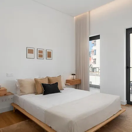 Acqua Ii By An Island * Funchal (Madeira)