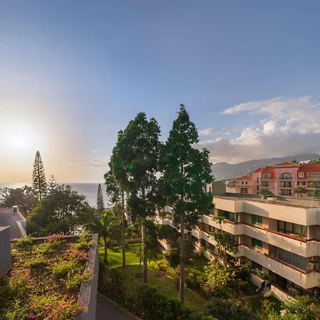 Acqua Ii By An Island