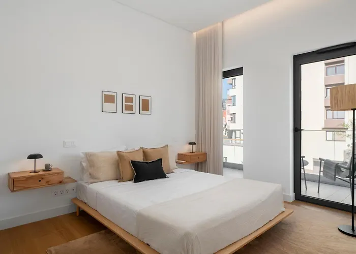 Acqua Ii By An Island * 푼샬