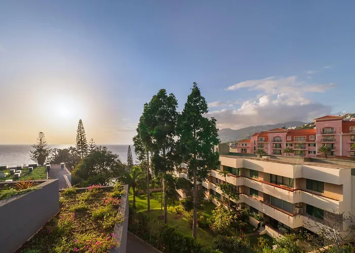 Acqua Ii By An Island